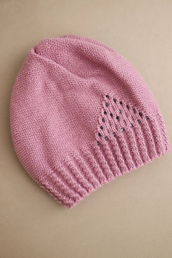 Women's winter wool hat with decorative weave and studs K449 light purple