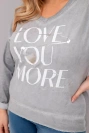 Damenbluse Plus Size mit dem Aufdruck Love You More grau