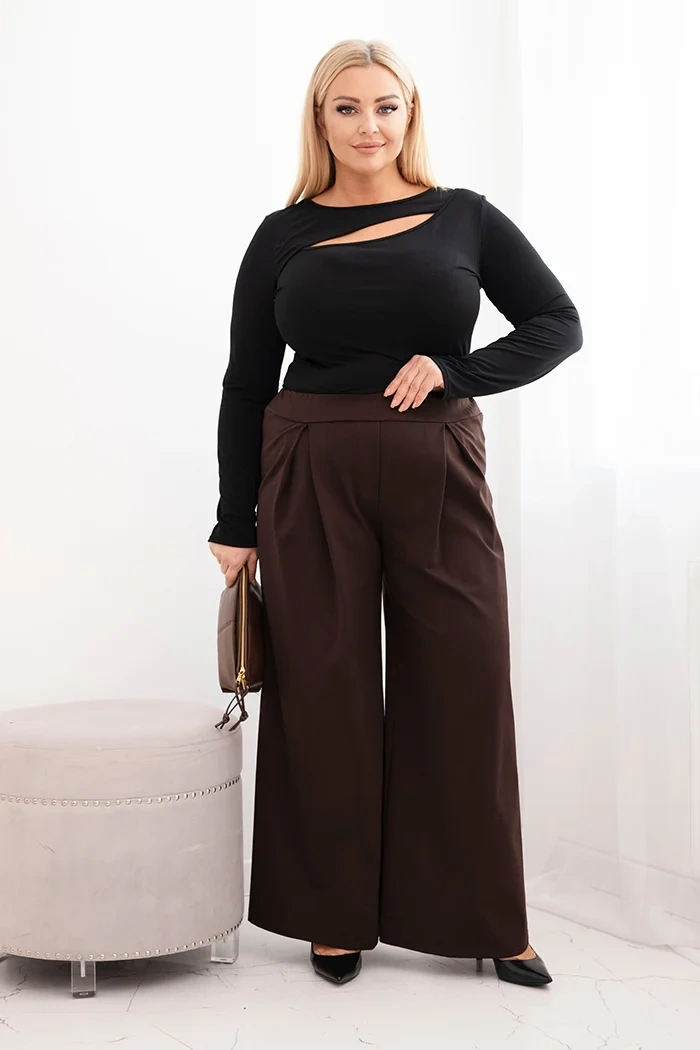 Dámske nohavice Plus Size so širokými nohavicami a plisovaním hnedé