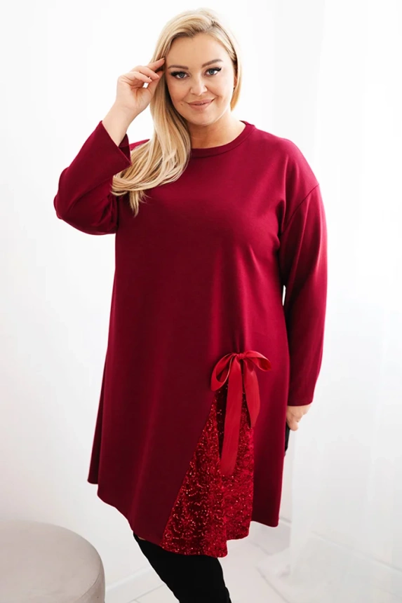 Sukienka damska Plus Size z ozdobną wstawką z cekinami bordowa