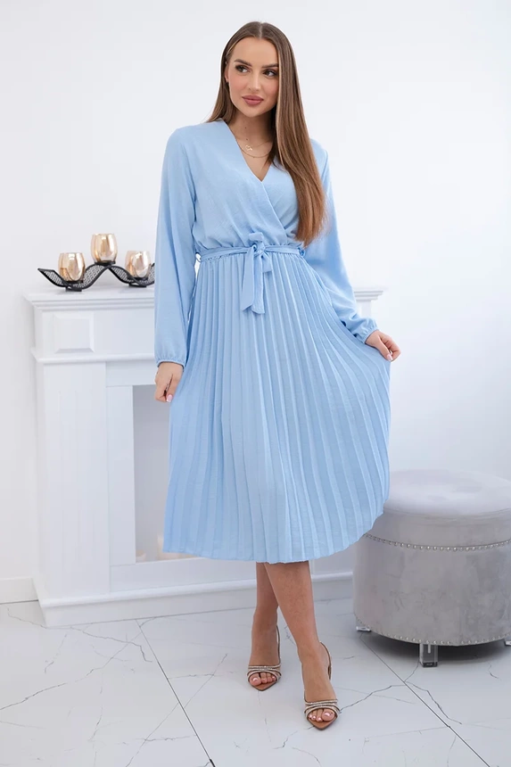 Kleid mit plissiertem Saum gebunden blau