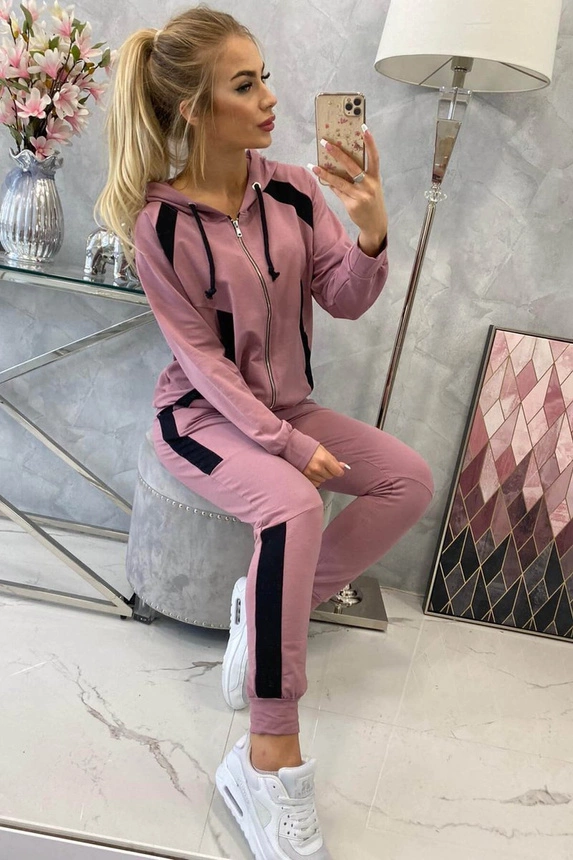 Sports set with stripes dark pink