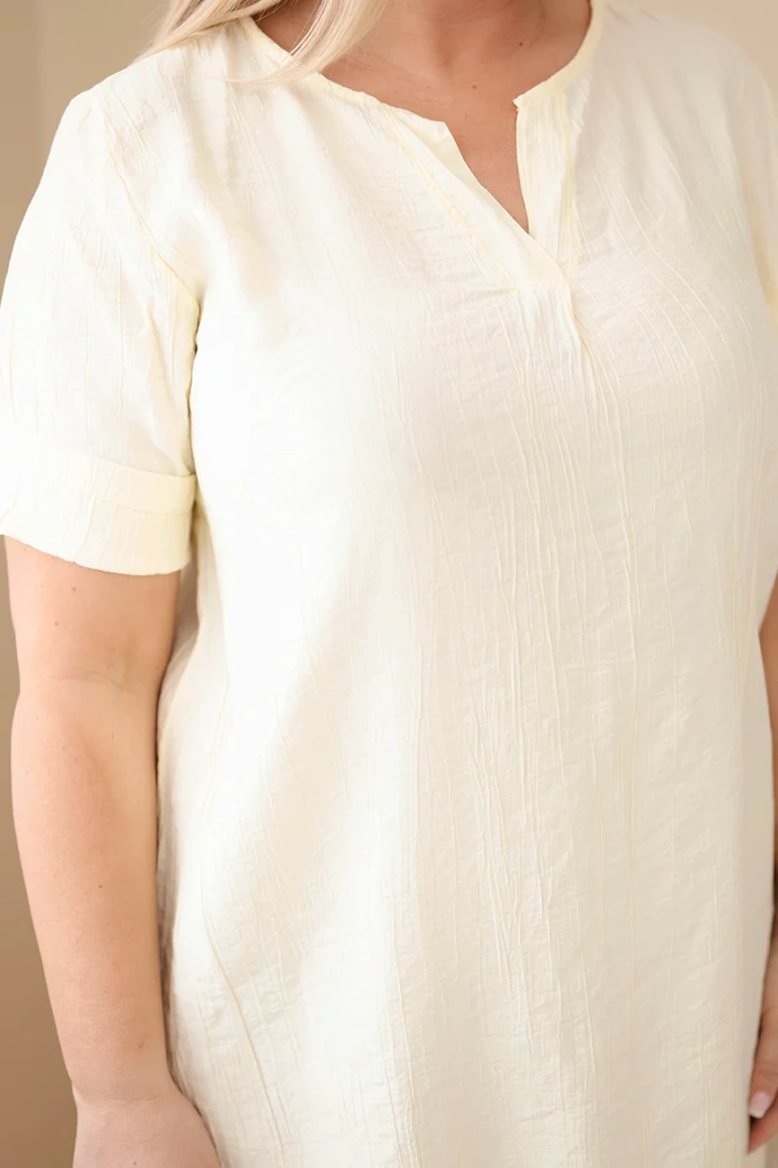 Dámske viskózové šaty Plus Size s krátkym rukávom a s výstrihom do V žltá