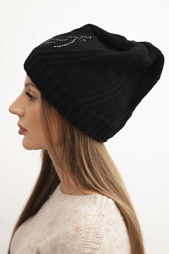 Women's winter hat with wool in a loose fit K442 black