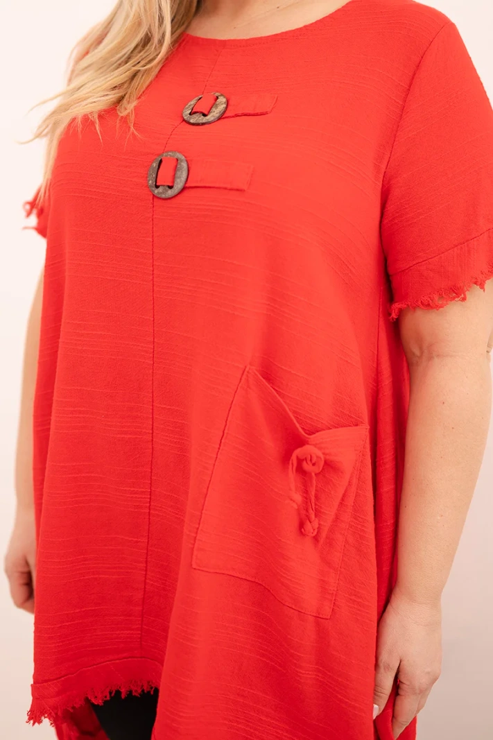 Dámske bavlnené šaty Plus Size s dlhším zadným dielom a vreckom červená