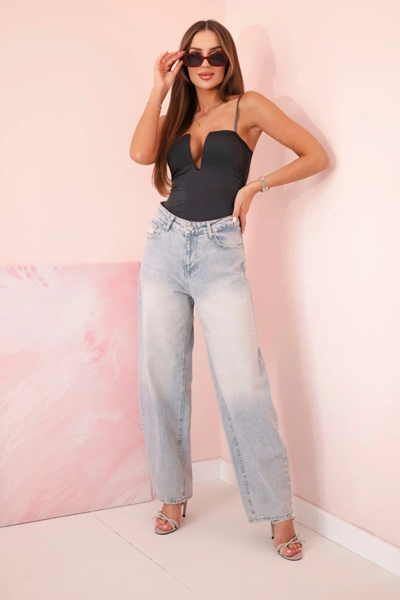 Women's strapless bodysuit blouse with ruffles and V-neckline Graphite