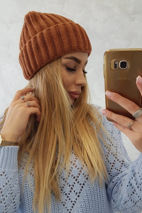 Čiapka s otočením nahor Magda K293 ťavej farby