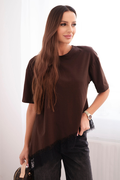 Women's cotton asymmetric blouse with lace at the bottom brown