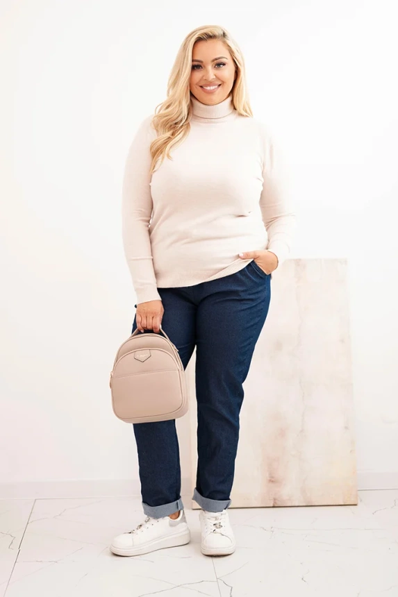 Sweter damski wiskozowy Plus Size z golfem o klasycznym kroju beżowy