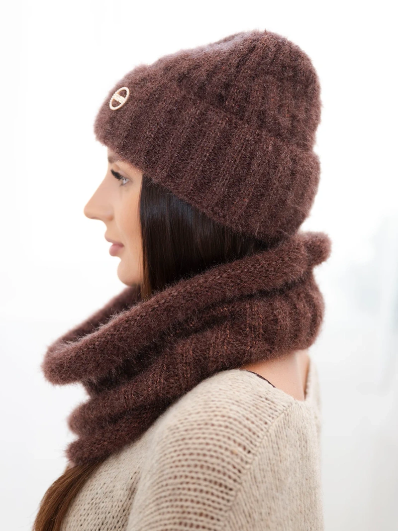 Damen-Set Mütze und Loop aus Strick braun