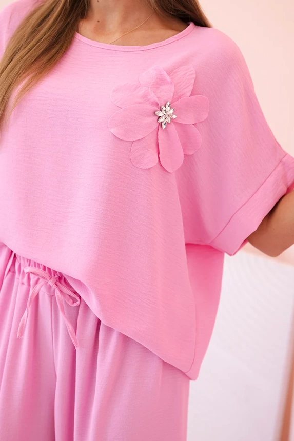 Women's viscose set with decorative flower and wide trousers light pink