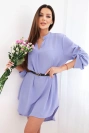Kleid mit längerem Rücken und Gürtel helllila