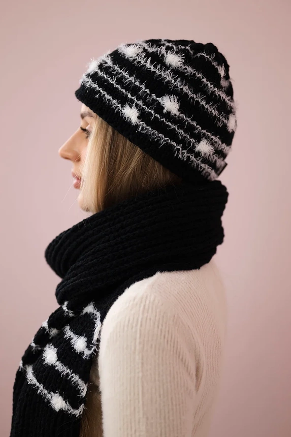 Women's set with a shawl Anika K304 black