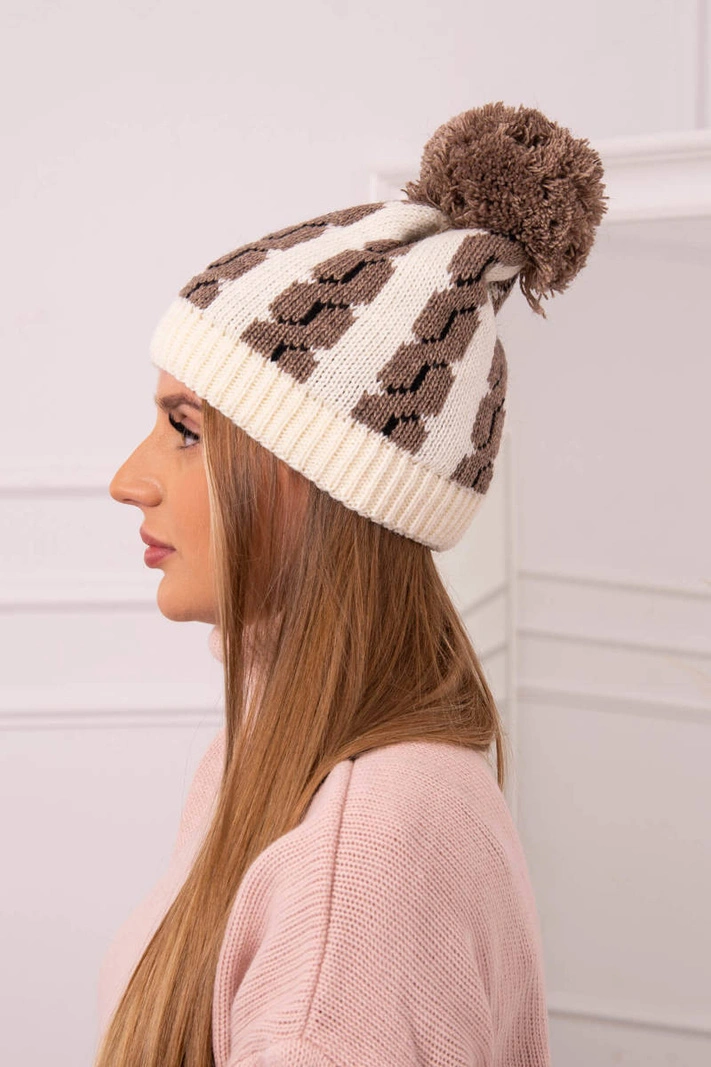 Cap with a pompom Rozalia K323 mocca+ecru
