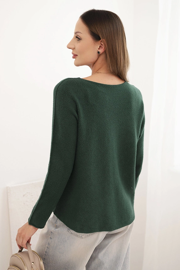 Women's sweater made of viscose with long sleeves and a round neckline dark green