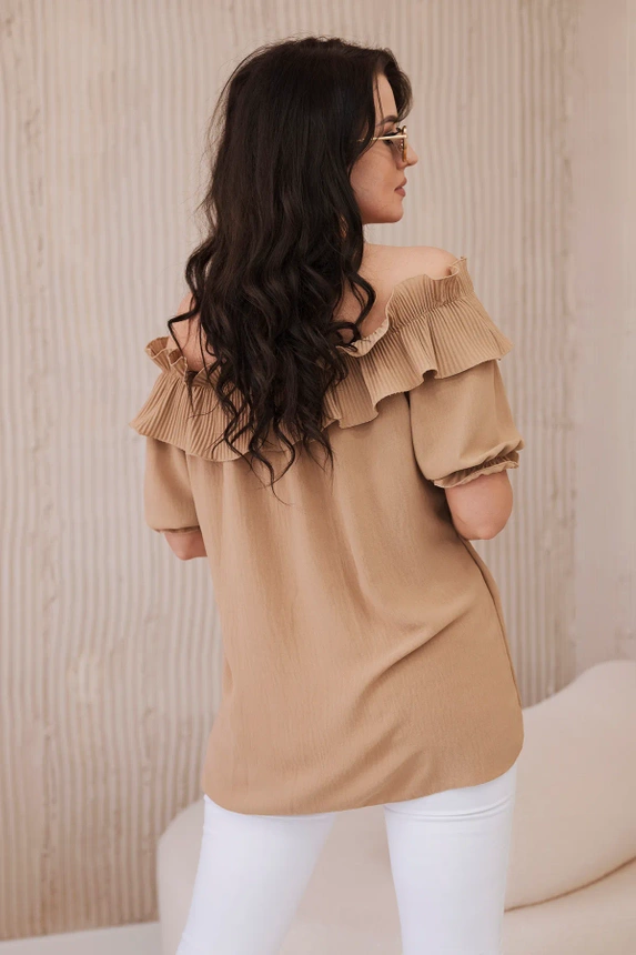 Spanish blouse with a decorative frill Camel