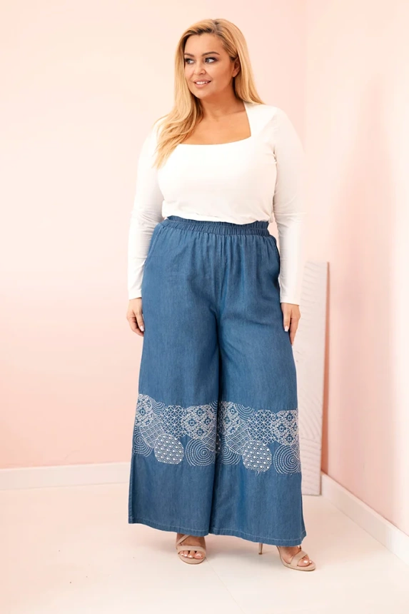 Moteriškos Plus Size kelnės plačiomis klešnėmis su etniniu siuvinėjimu džinsiniai