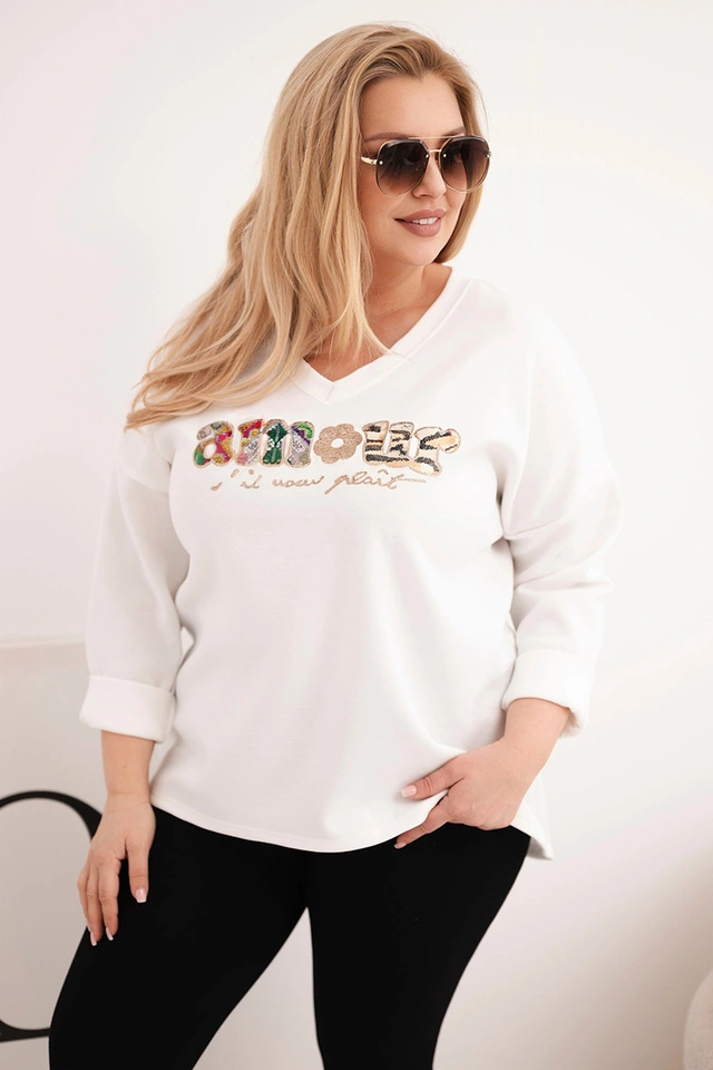 Damenpullover Plus Size mit Aufschrift und V-Ausschnitt ecru