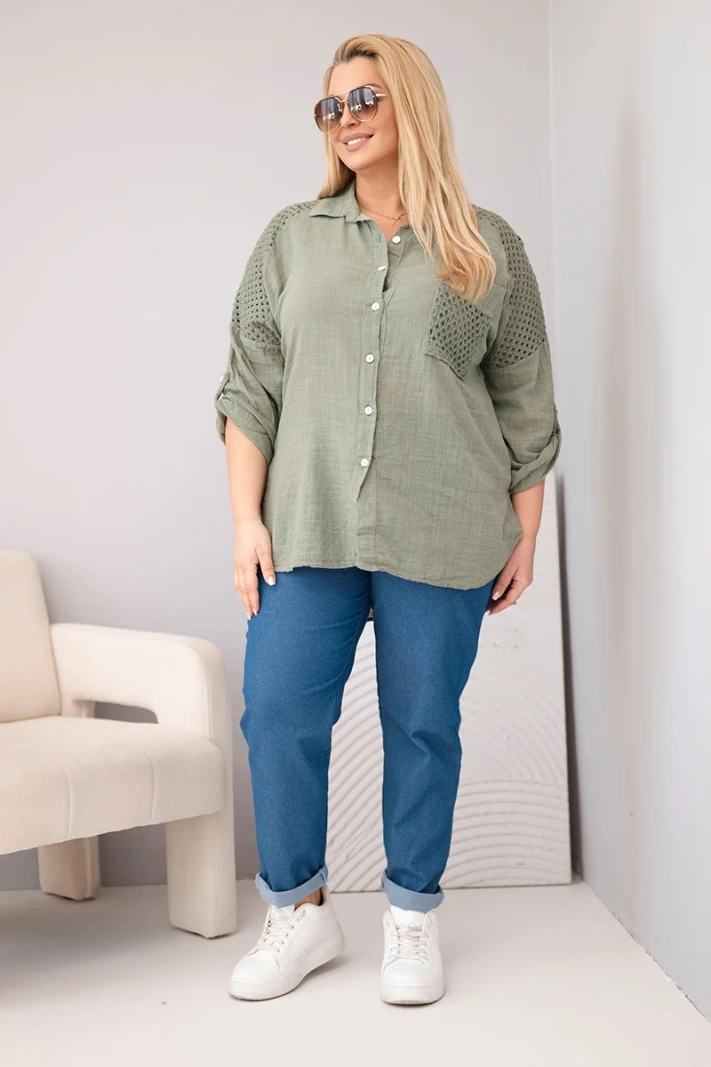 Dámská bavlněná košile ve velikosti Plus Size s límečkem a krajkovou vsadkou khaki