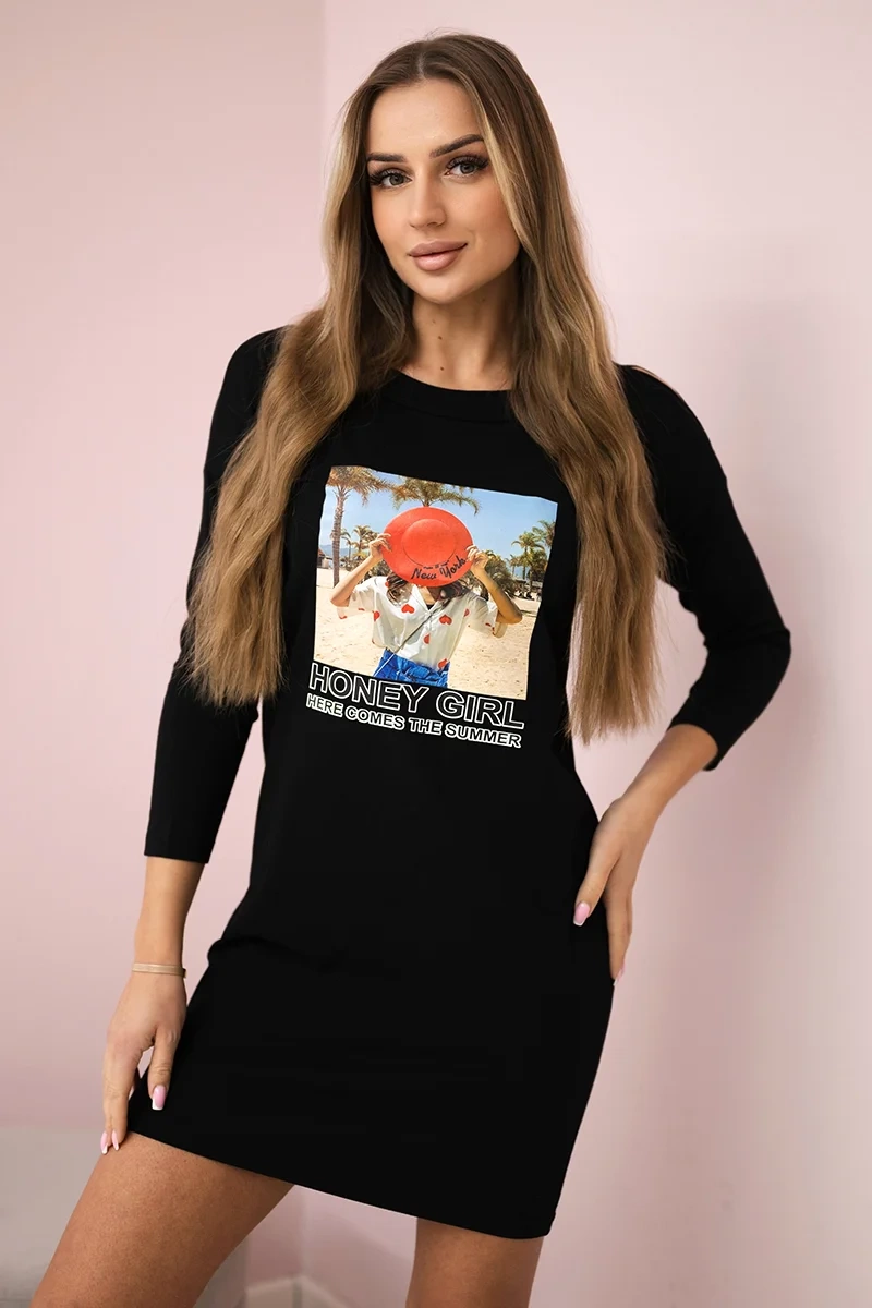 Sukienka z nadrukiem Honey girl czarna zdjęcie 1