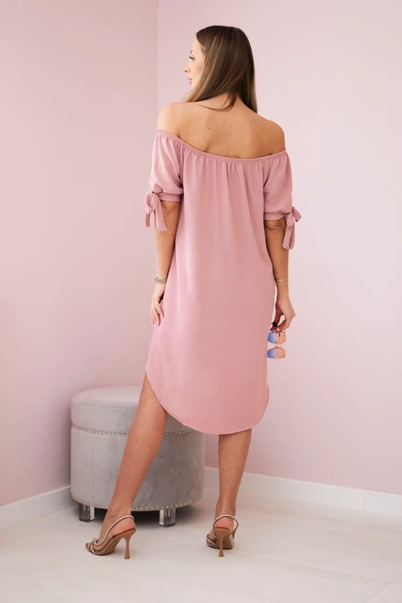 Kleid an den Ärmeln gebunden dunkles Puderrosa