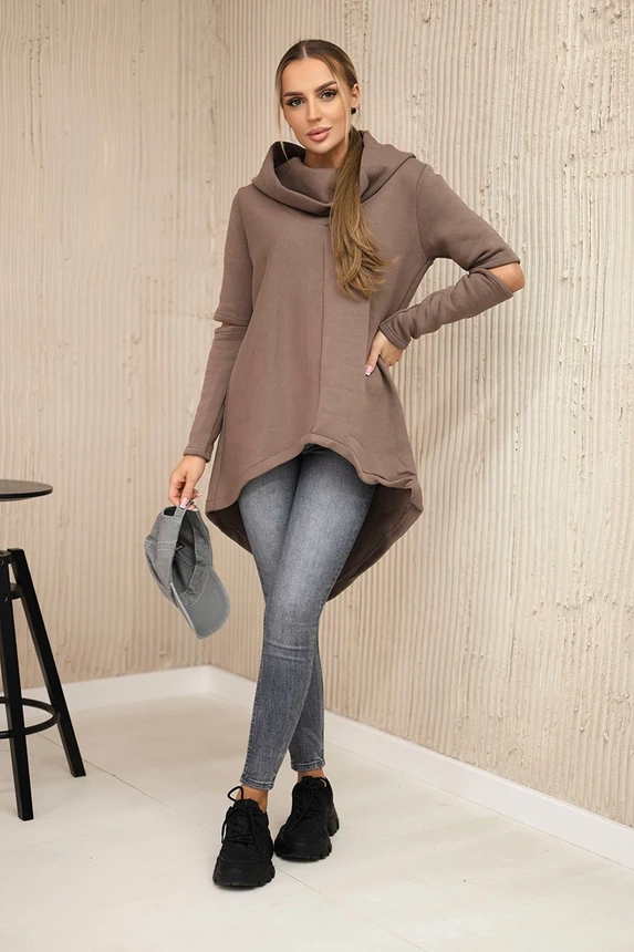 Insulated sweatshirt with a longer back mocca