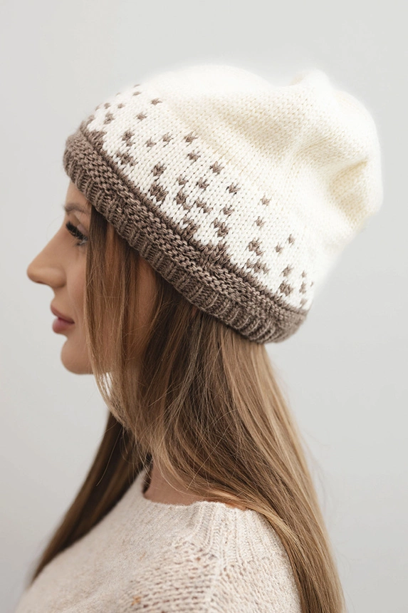 Women's winter wool hat with geometric pattern K477 ecru + mocca