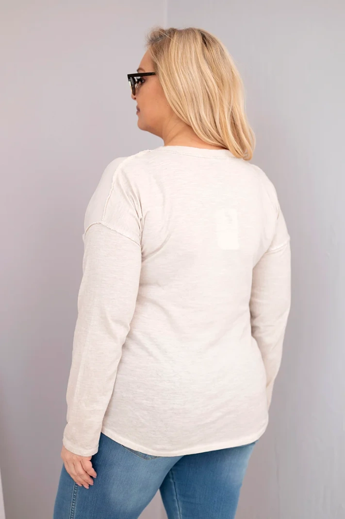 Dámska blúzka Plus Size s nápisom Love You More béžová