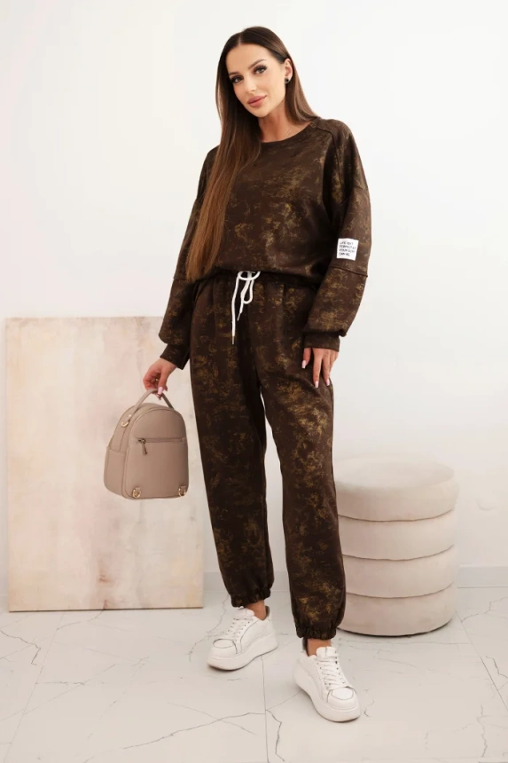 Women's oversized tracksuit set made of viscose with an elongated sweatshirt and a washed effect brown