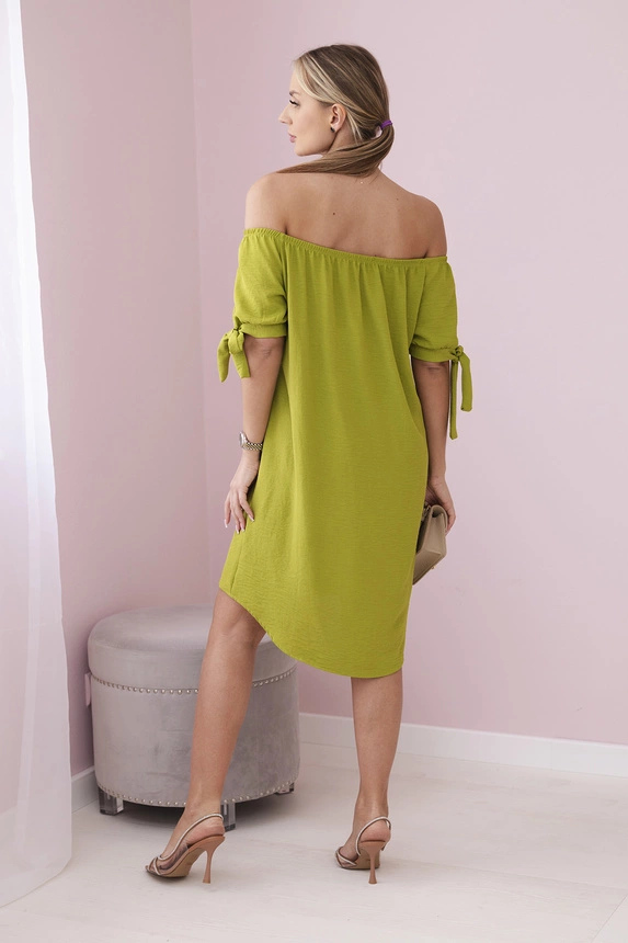 Kleid an den Ärmeln gebunden kiwi