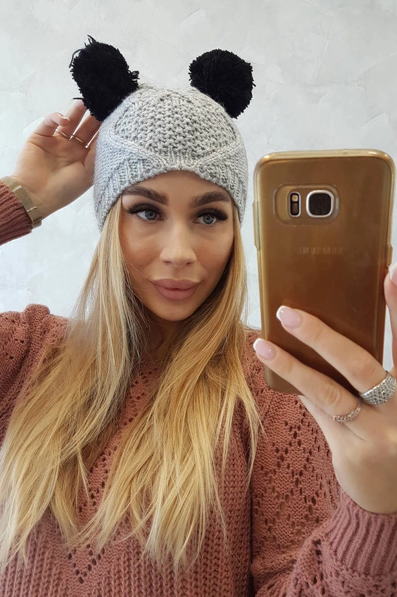 Fleecová čepice 2 bambulky K291 šedá