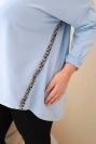 Damenbluse Plus Size aus Baumwolle mit umgeschlagenem Ärmel und Paspel in Leopardenmuster blau