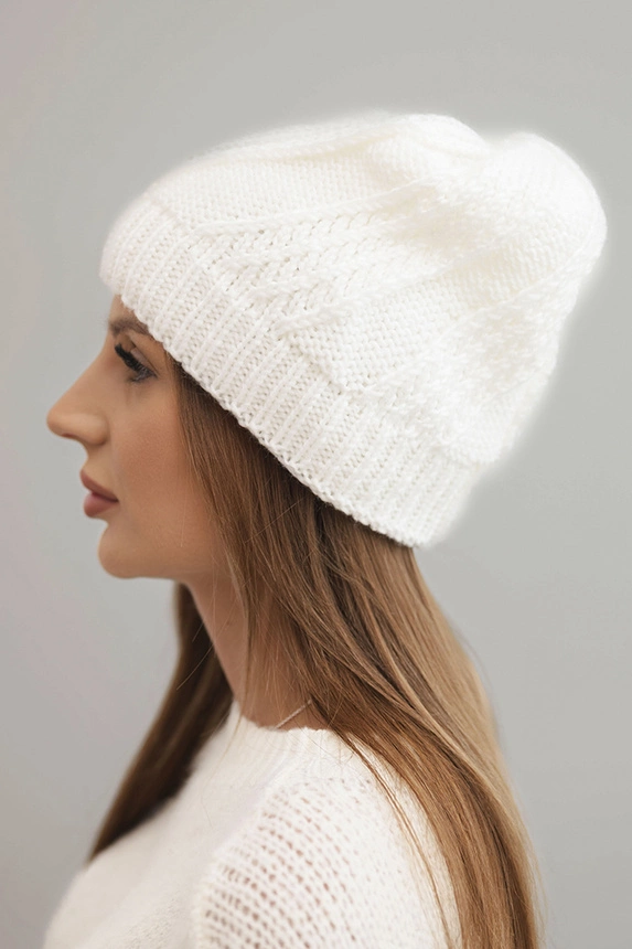 Women's winter hat made of wool K441 white