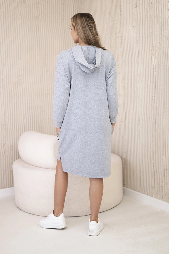 Unbegrenztes graues Kleid