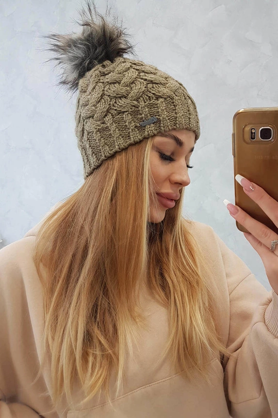 Cap with fleece Daria K217 light khaki