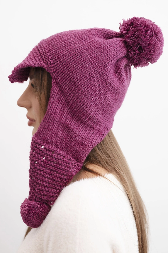Women's winter cap with wool, visor and pom-poms K475 dark purple