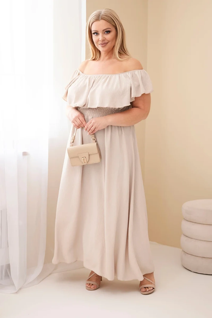 Moteriška Plus Size suknelė su raukiniais ir elastingu juosmeniu smėlio spalvos