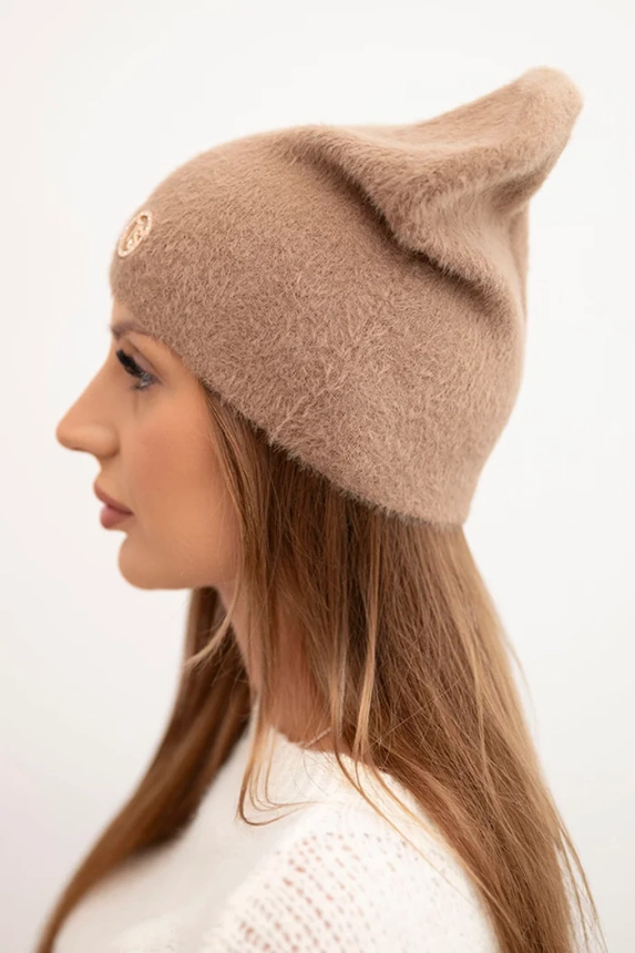 Classic women's alpaca hat with decorative plate fango
