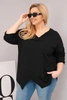 Dámská bavlněná blůza Plus Size s hlubokým výstřihem do V a asymetrickým spodním lemem černá