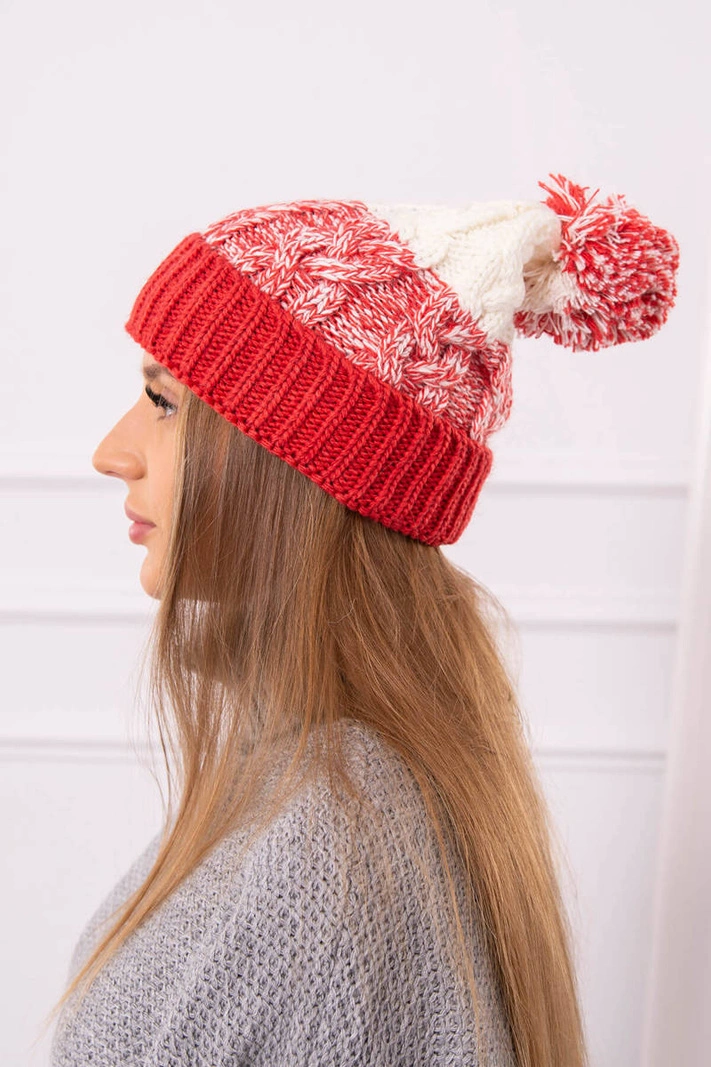 Cap with a pompom Abigail K326 raspberry+ecru