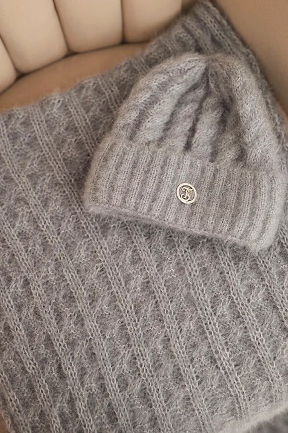 Women's set hat and scarf ribbed with decoration gray