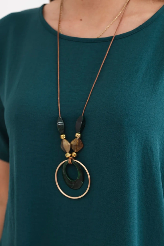 Kleid mit Taschen und Anhänger Dunkelgrün