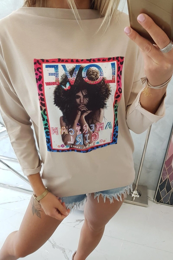 American Girl grafická halenka béžová S/M - L/XL