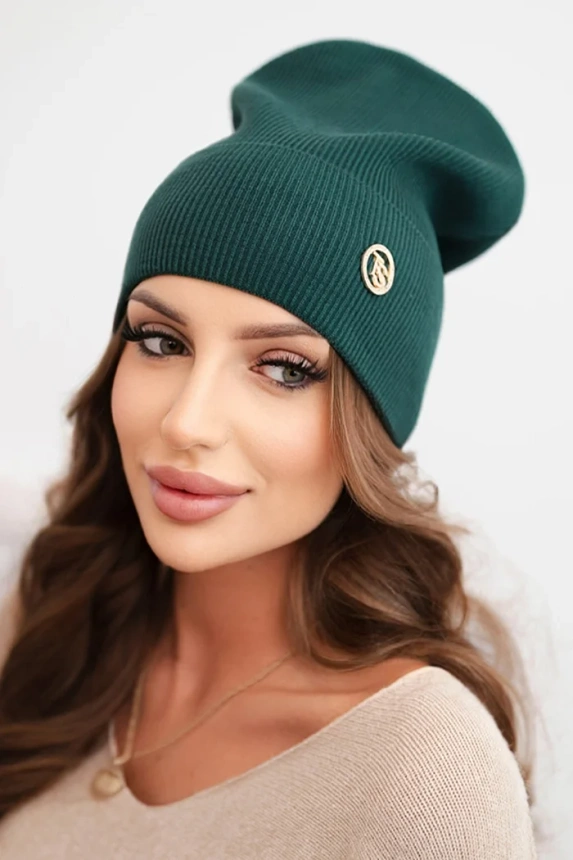 Women's ribbed cap made of modal and viscose with a decorative button dark green