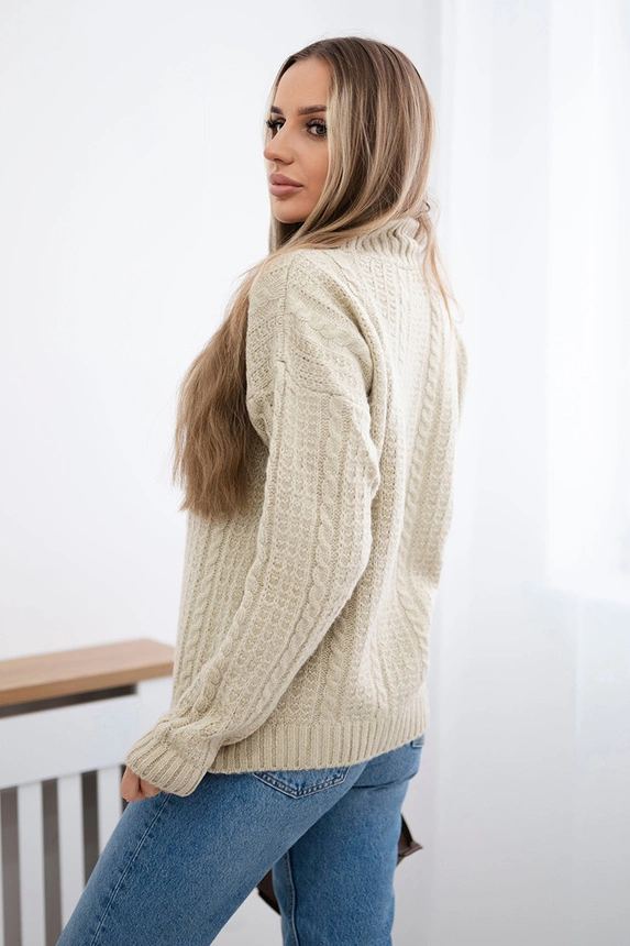 Pullover mit Rollkragen smėlio spalva