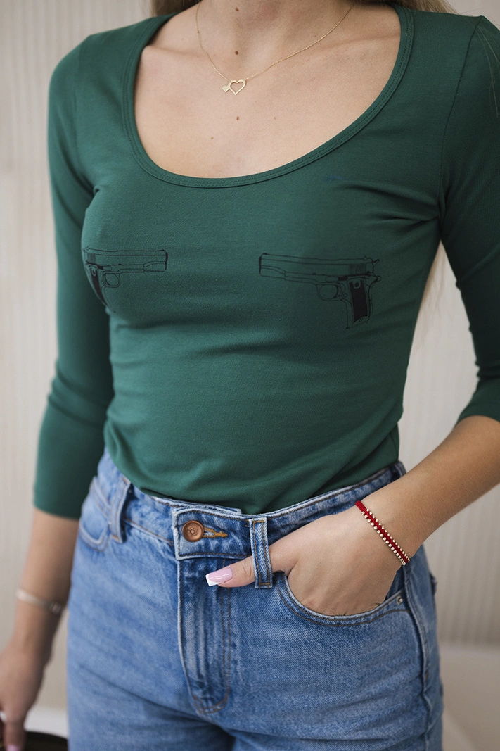 Body blouse with pistols print green