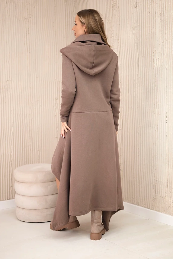 Insulated dress with longer sides mocca