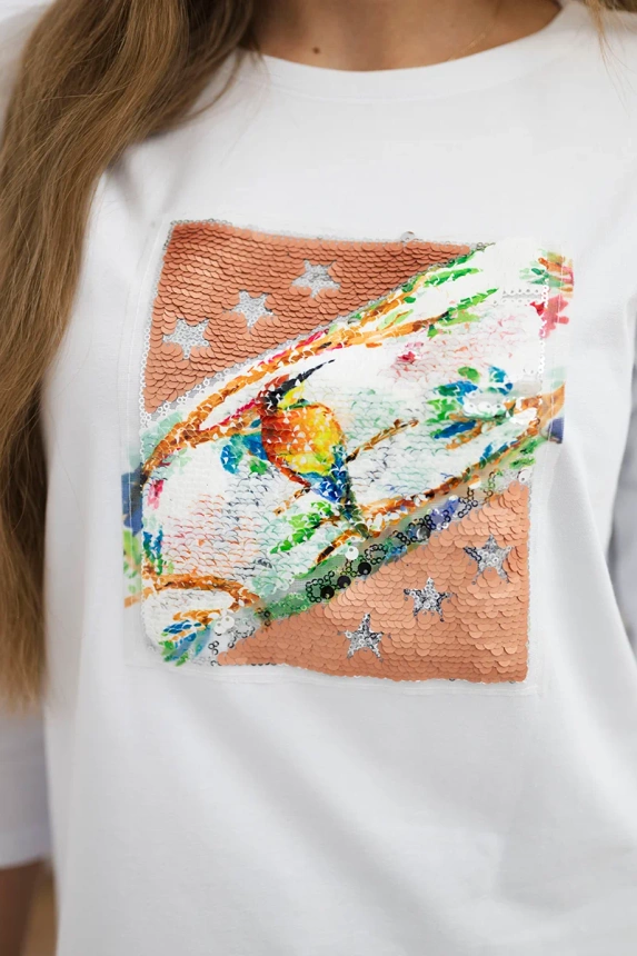 Bluse mit 3D Vogel Grafik weiß