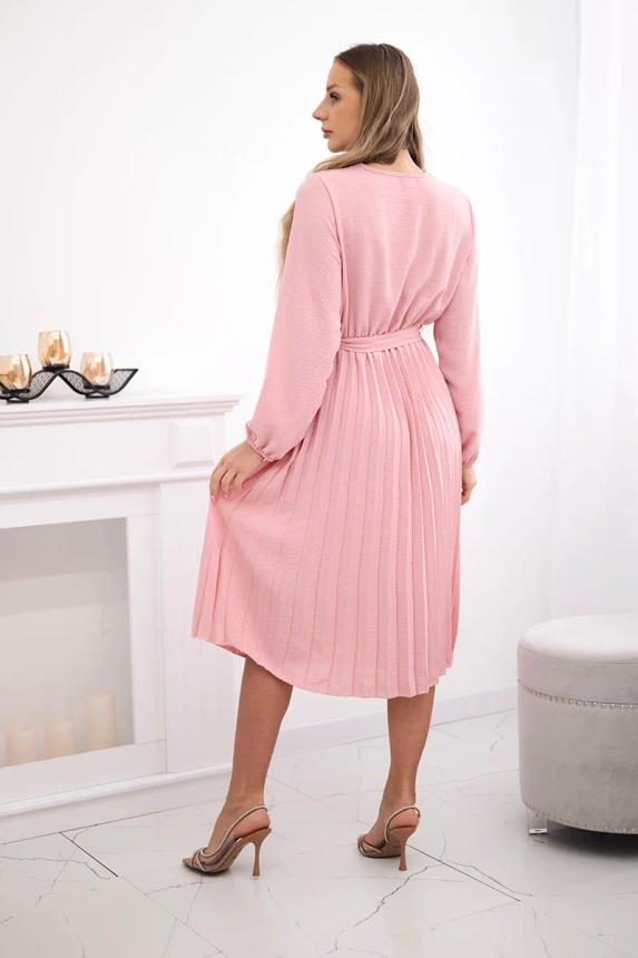 Dress tied with a pleated hem dark powder pink