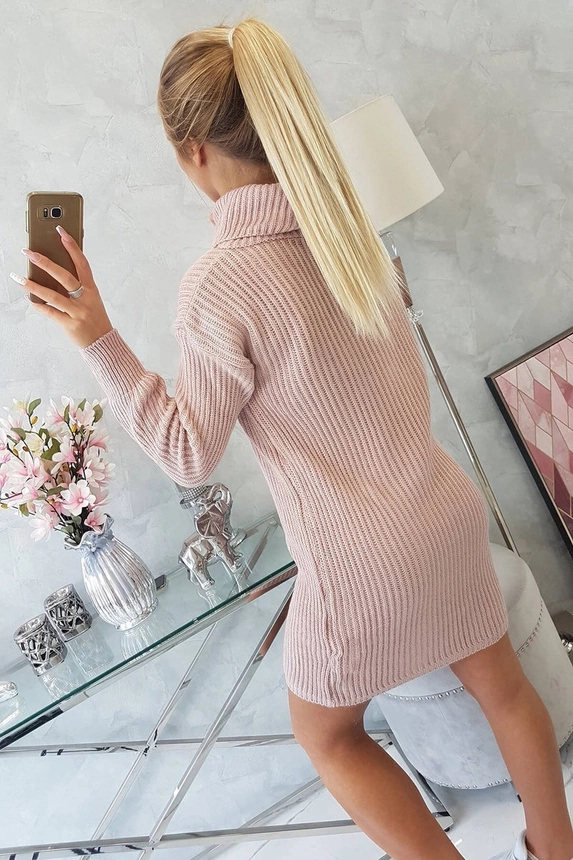 Sweater with golf powdered pink